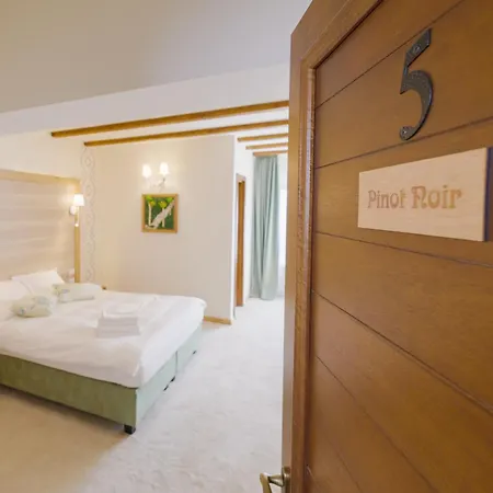 Crama De Piatra Winery & Conference Hall 3*