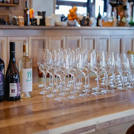 Crama De Piatra Winery & Conference Hall Bed & Breakfast 3*