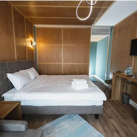Bed & Breakfast Crama De Piatra Winery & Conference Hall 3*